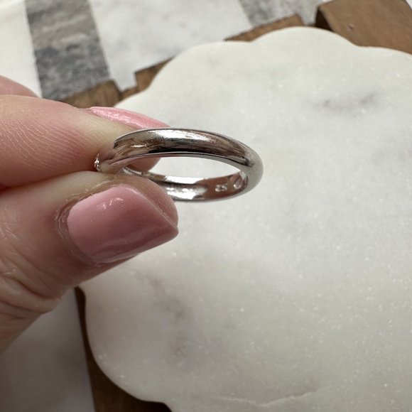 Swarovski Mini Crystal Ring - Picture 5 of 6